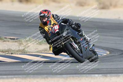 media/Nov-16-2025-Race Pace (Sun) [[8c5fa54630]]/Non Verified Riders (1st 20 Minutes)/2-Turn 10 (1010am)/